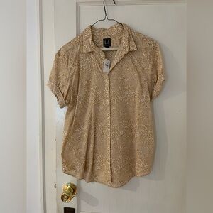 Gap NWT Yellow pattern short sleeve button-Up Shirt